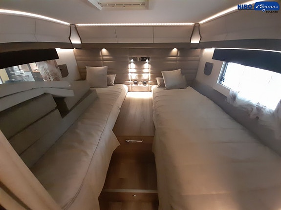 Kabe Travel Master Crown 760 LGB 15 of 17