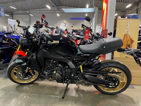Yamaha XSR 900 ABS  xsr xsr900 3 of 7
