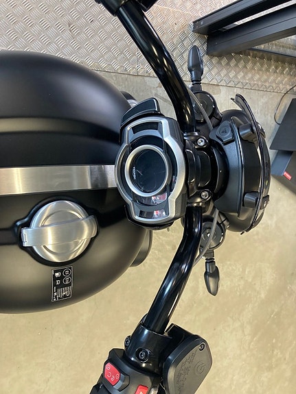 Triumph Rocket 3 GT Storm SUPERDEAL 6 of 6