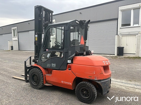 Motviktstruck - Toyota, Tonero 42-7FDA50