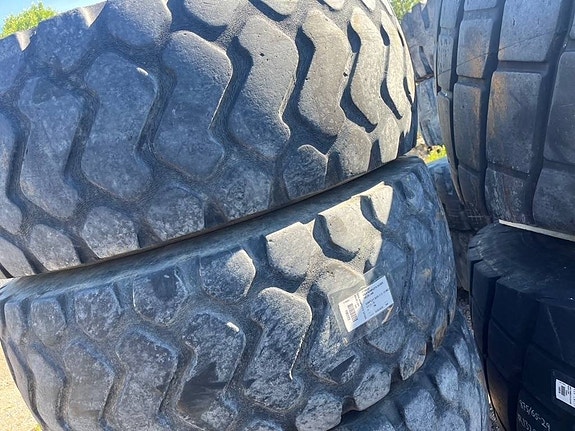 Michelin XHA 17,5-R25 till Volvo L50E C D B 3 of 4