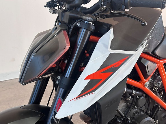 KTM 1290 Super Duke R 1.3 V-twin  0kr insats 8 of 10