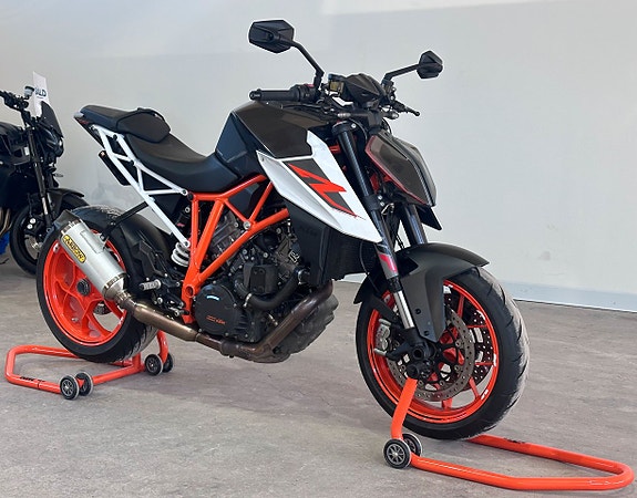 KTM 1290 Super Duke R 1.3 V-twin  0kr insats 2 of 10