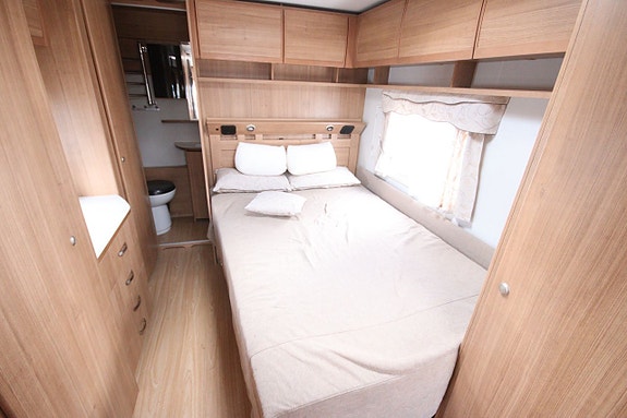 Polar 680 Svit 8 of 19