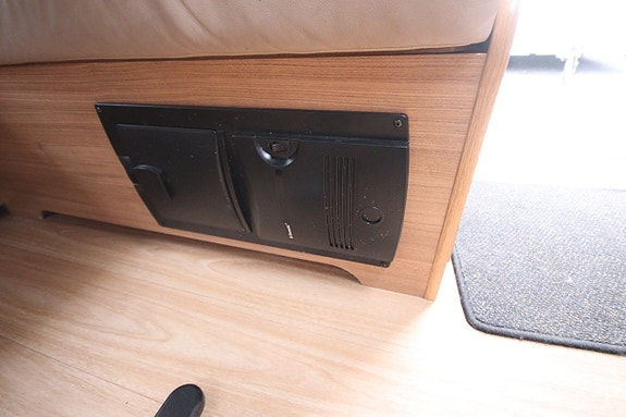 Polar 680 Svit 16 of 19