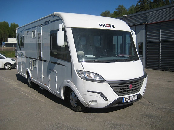 Pilote GALAXY   700 2.3 MultiJet  SKATT ÅR/ CA 5700 KR 2 of 5