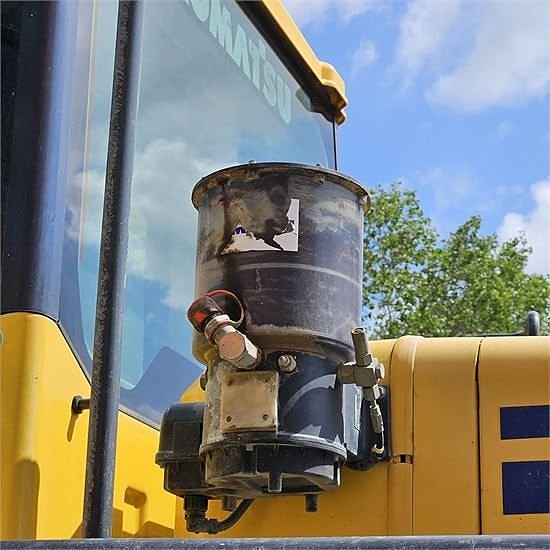 Komatsu WA400 - 5H - 21 ton 8 of 30