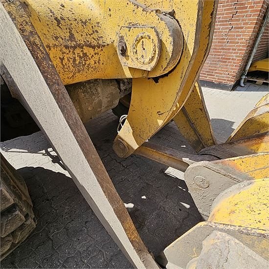 Komatsu WA400 - 5H - 21 ton 26 of 30