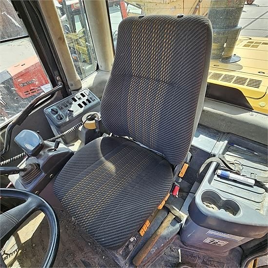 Komatsu WA400 - 5H - 21 ton 9 of 30