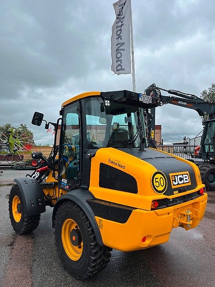 JCB 409 Nordic Edition 40 km/h Omg.lev! 2 of 5