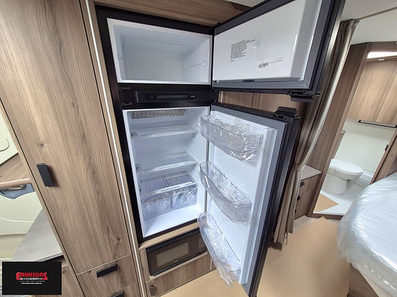 Kabe ROYAL 600 CXL KS " KAMPANJ MOVER +AC +SOLCELL VÄRDE 69000KR " 9 of 11