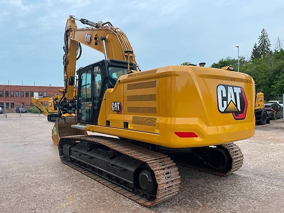 CAT 330 4 of 10