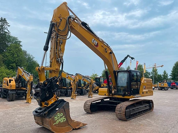 CAT 330 2 of 10