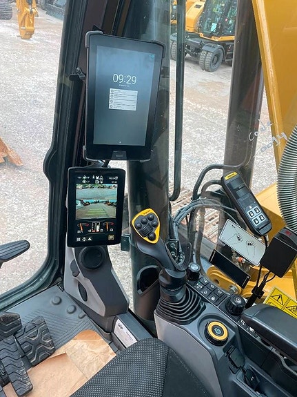 CAT 330 8 of 10