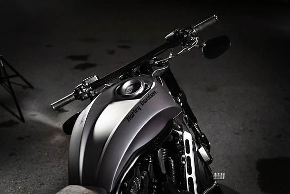 Harley-Davidson VRSCDX Night Rod Special Custom EXTREM 2 of 15