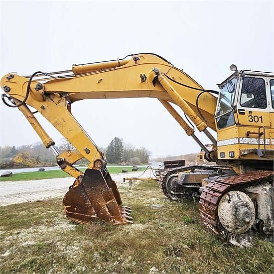 Liebherr R984 - 89 ton 21 of 30