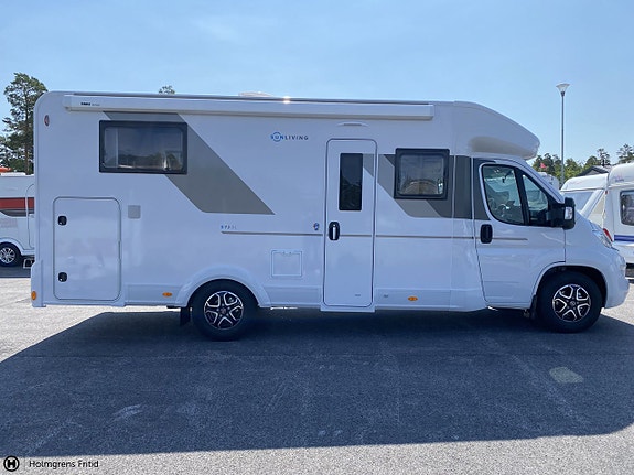 Sun Living S-serien 72 DL - Fiat 140HK HD 35L | AUTOMAT | B-KÖRKORT 2 of 21