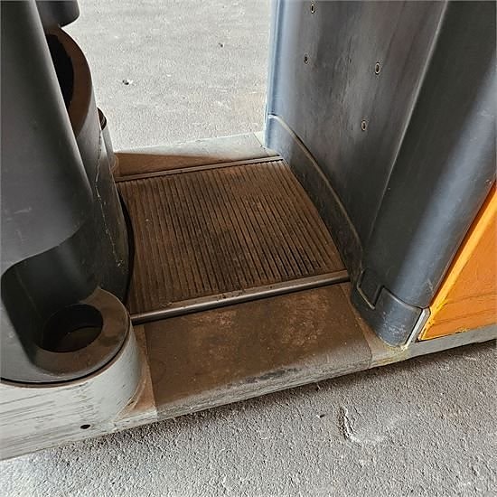 Still CS20 - Kapacitet/capacity 2 ton, løftehøjdel/ifting he 15 of 19