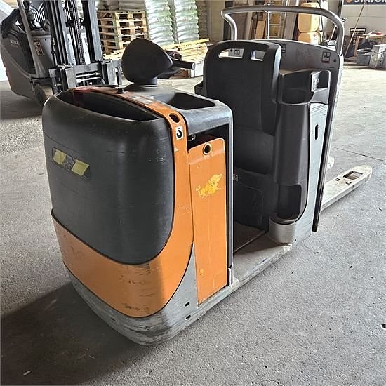 Still CS20 - Kapacitet/capacity 2 ton, løftehøjdel/ifting he 3 of 19