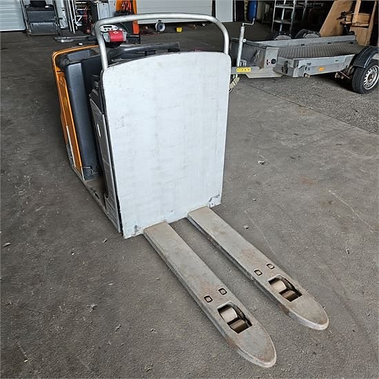 Still CS20 - Kapacitet/capacity 2 ton, løftehøjdel/ifting he 7 of 19