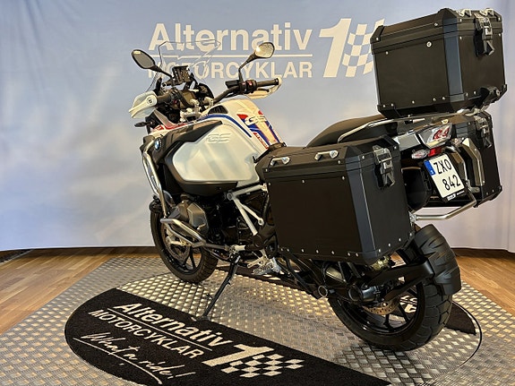 BMW R1250GS Adventure 4 of 18