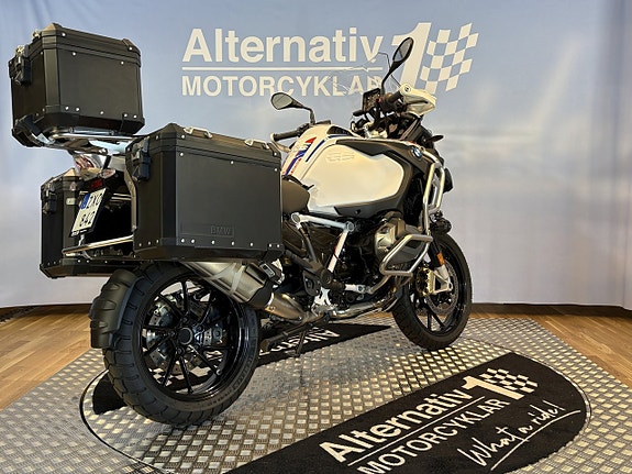 BMW R1250GS Adventure 2 of 18