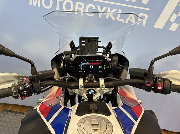 BMW R1250GS Adventure 14 of 18