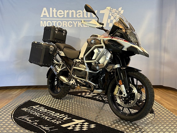 BMW R1250GS Adventure 8 of 18