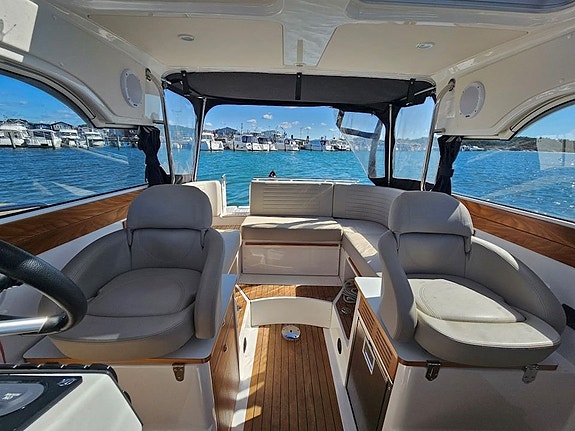 Aquador 25 HT - Mercruiser 4,5 L MPI 14 of 16