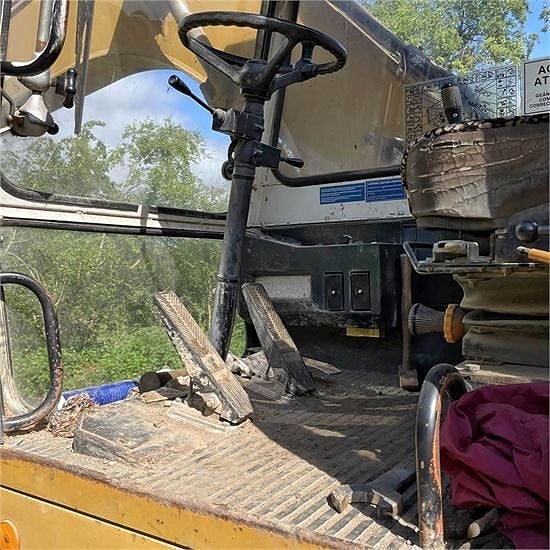 Liebherr A 902 - 16 ton 15 of 30