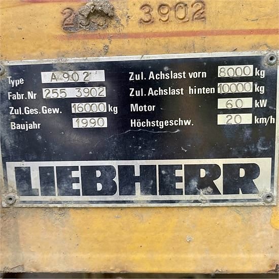Liebherr A 902 - 16 ton 25 of 30