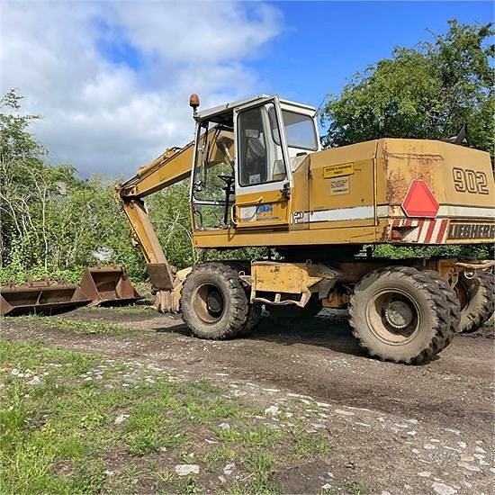Liebherr A 902 - 16 ton 4 of 30