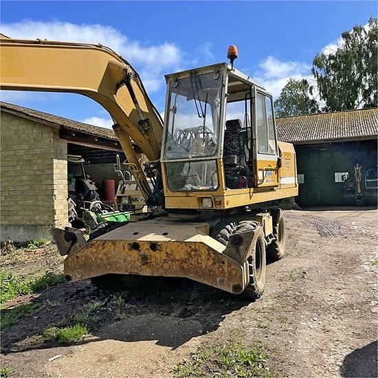Liebherr A 902 - 16 ton 10 of 30
