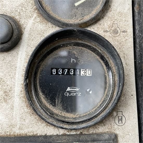 Liebherr A 902 - 16 ton 19 of 30