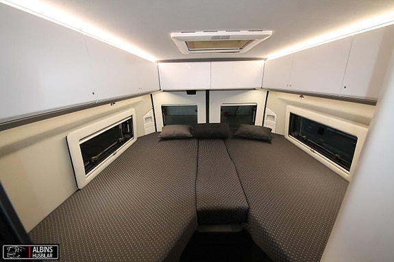 Adria Twin Sports 640 SLB / Automat / Taksäng 8 of 10