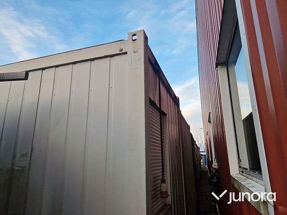Container Bastu 4 of 5