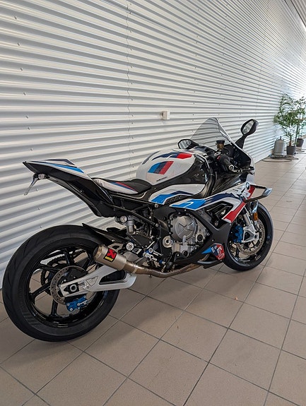 BMW M1000RR M1000RR - M Competition 2 of 5