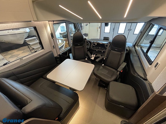 Adria Supersonic 780 SL - MB 170HP, Automat, ALDE 10 of 21