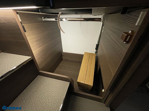 Adria Supersonic 780 SL - MB 170HP, Automat, ALDE 21 of 21