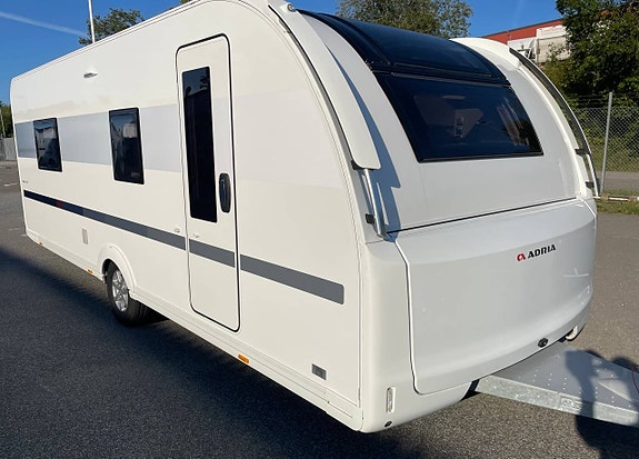 ADRIA ADORA 613 HT -22 "BLACK WEEK ENDAST 349 000kr"
