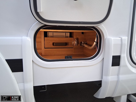 Kabe Imperial Travel Master I 790 LQB 9 of 21