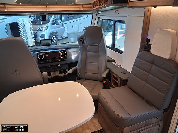 Kabe Imperial Travel Master I 790 LQB 12 of 21