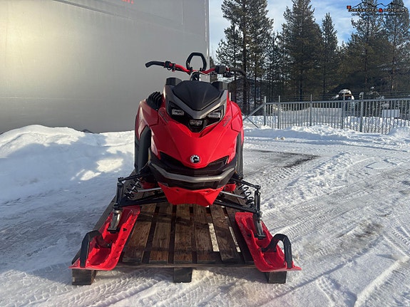 Lynx SHREDDER DS 850 E-TEC TURBO R 3900 4 of 6