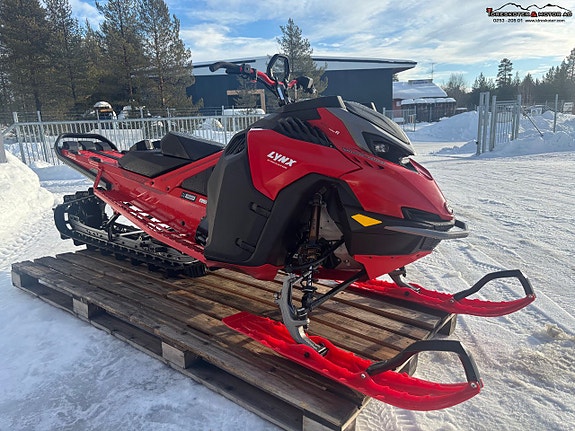 Lynx SHREDDER DS 850 E-TEC TURBO R 3900 2 of 6