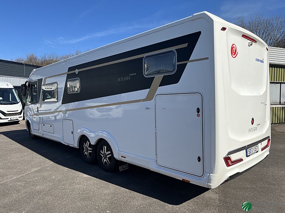 Eura Mobil INTEGRA 890 EB 4 of 17