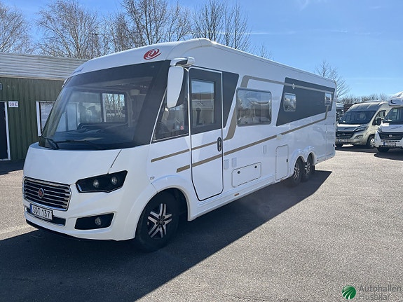 Eura Mobil INTEGRA 890 EB 3 of 17