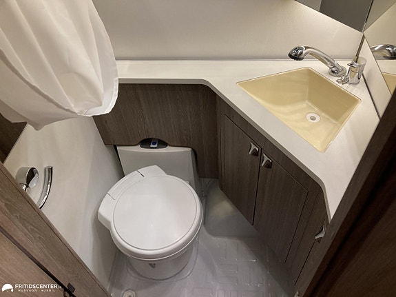 Kabe ROYAL 600 GLE KS *Barnkammare, Mover, Ac, Elstödben* 17 of 21