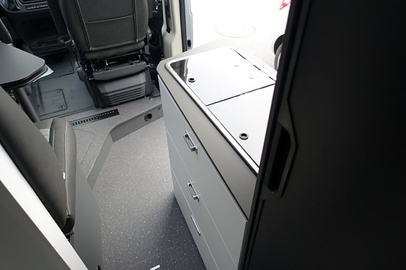 Adria TWIN SUPREME 600 SPB 20 of 21