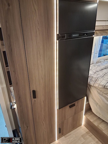 Kabe Travel Master Royal X 780 LXL / Cinderella 18 of 21