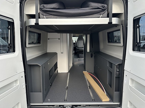 Adria TWIN SUPREME 640 SGX 18 of 19